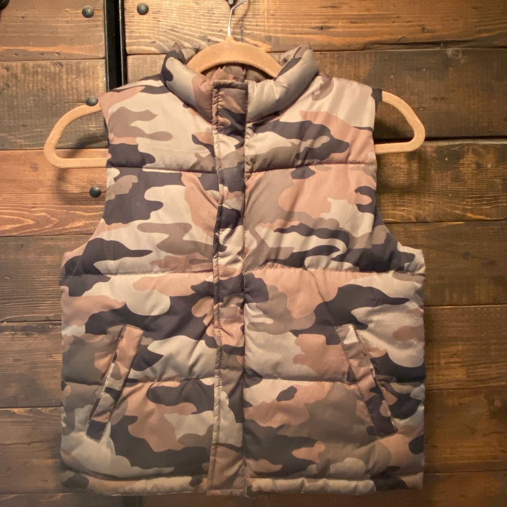 Puffy Vest- Athletic Works Size S